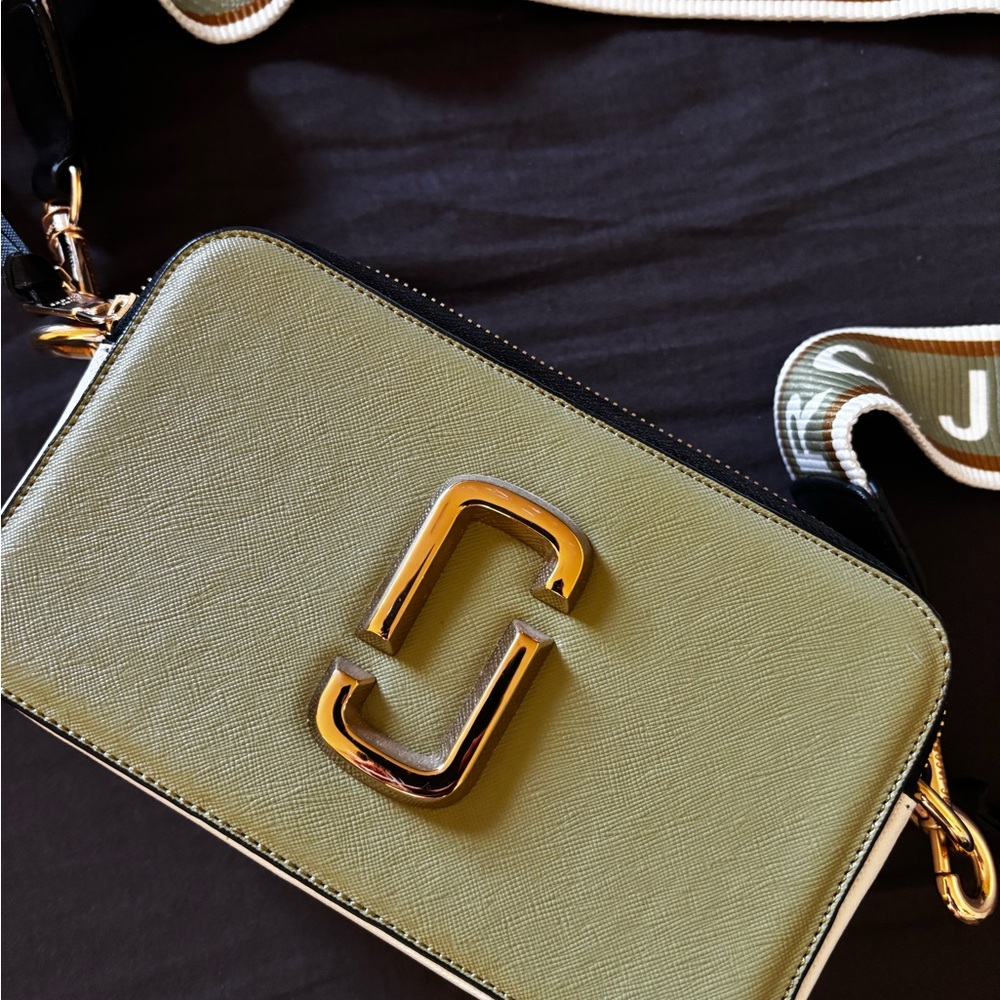 Marc Jacobs Snapshot Olive Green Bag
